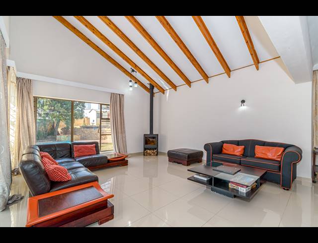 4 BEDROOM FREESTANDING FOR SALE IN EDENBURG